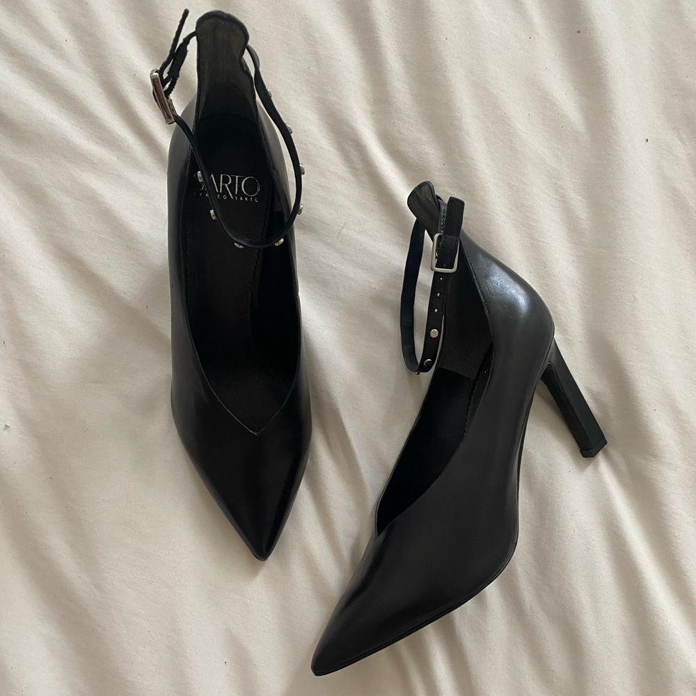BLACK DEEP V PUMP